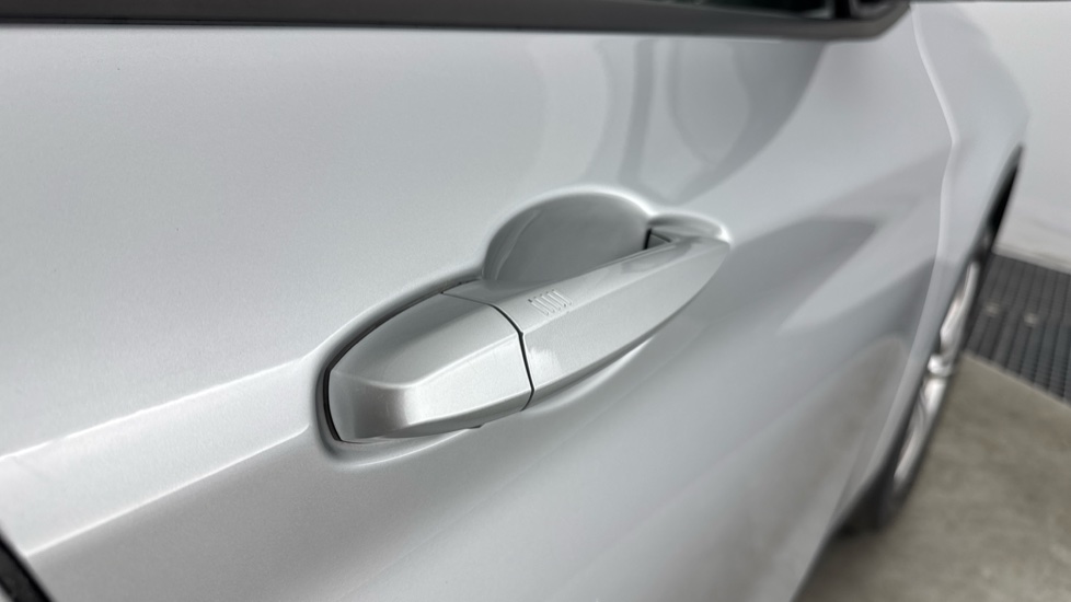BMW X1 sDrive 20i Sport 5dr Step Auto Petrol Estate - Image 30