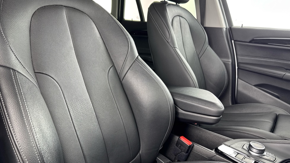 BMW X1 sDrive 20i Sport 5dr Step Auto Petrol Estate - Image 43