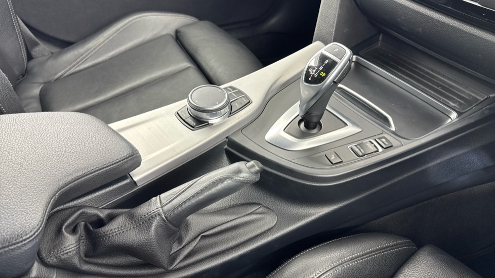 BMW 4 Series 420i M Sport 5dr Auto [Professional Media] Petrol Hatchback - Image 10
