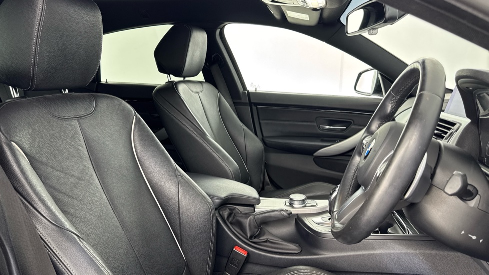 BMW 4 Series 420i M Sport 5dr Auto [Professional Media] Petrol Hatchback - Image 11