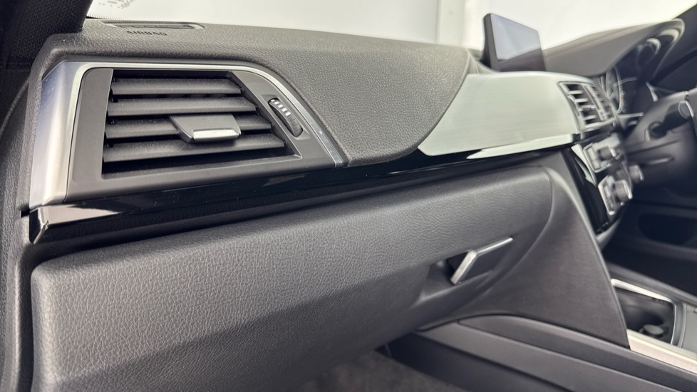 BMW 4 Series 420i M Sport 5dr Auto [Professional Media] Petrol Hatchback - Image 36