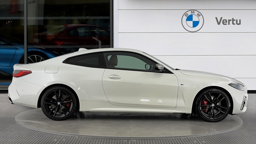 BMW 4 Series M440i xDrive MHT 2dr Step Auto Petrol Coupe - Image 3