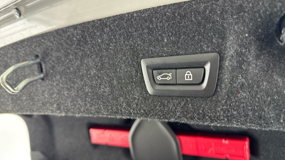 BMW 4 Series M440i xDrive MHT 2dr Step Auto Petrol Coupe - Image 28
