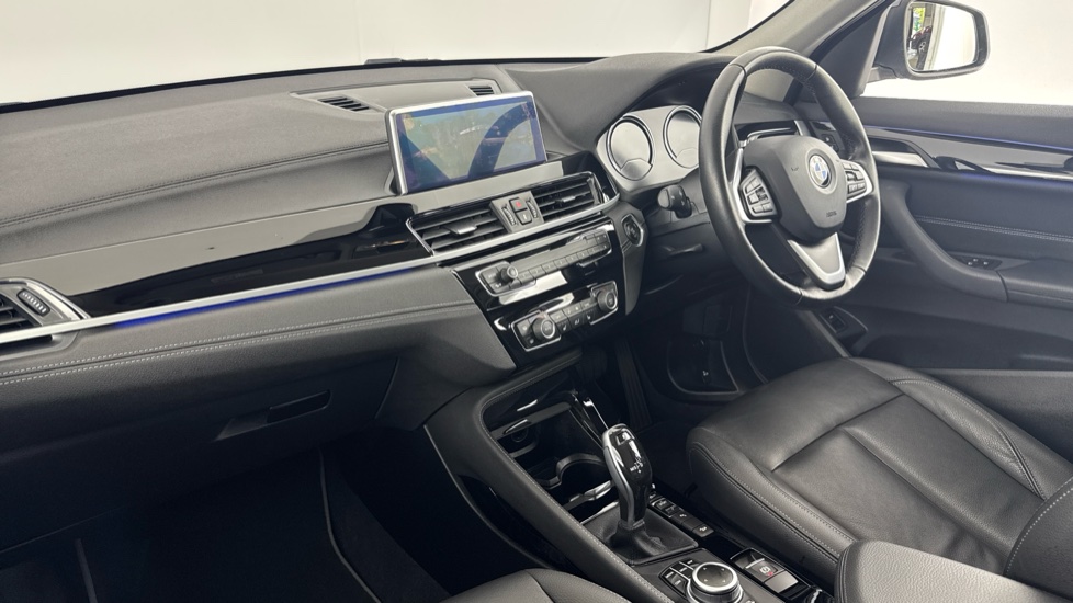 BMW X1 xDrive 20i [178] xLine 5dr Step Auto Petrol Estate - Image 7