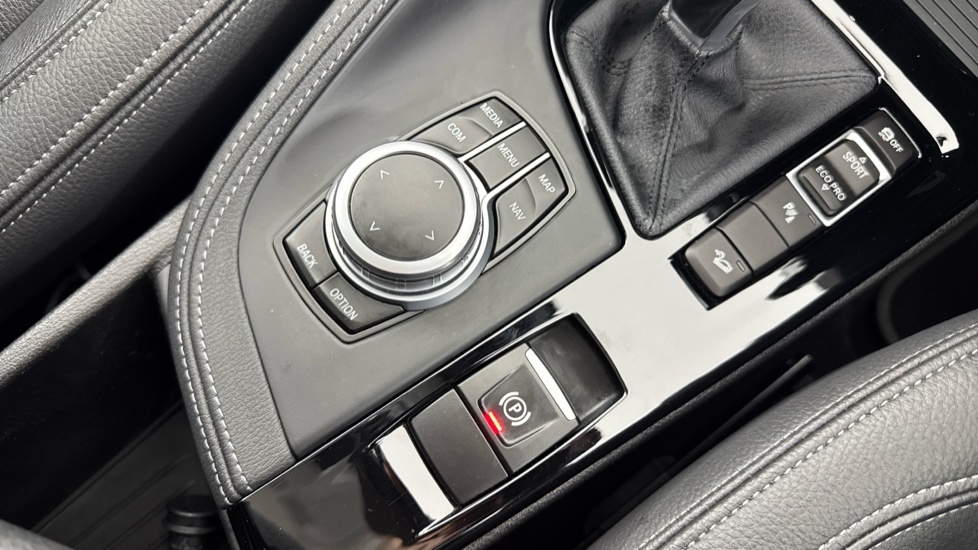 BMW X1 xDrive 20i [178] xLine 5dr Step Auto Petrol Estate - Image 19