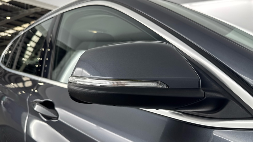 BMW X1 xDrive 20i [178] xLine 5dr Step Auto Petrol Estate - Image 30