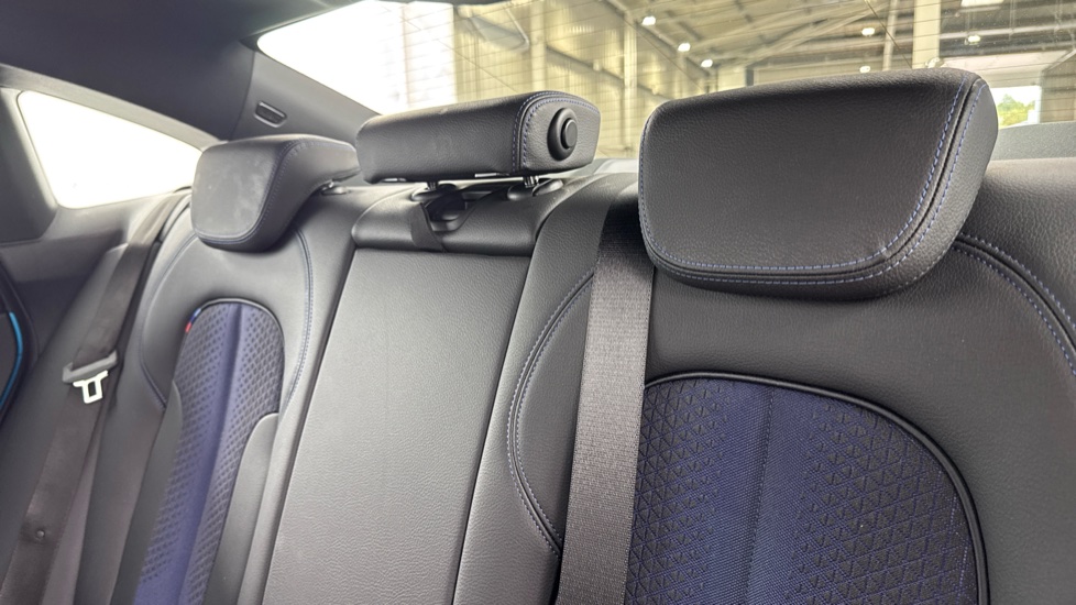 BMW 2 Series 218i [136] M Sport 4dr Petrol Saloon - Image 39