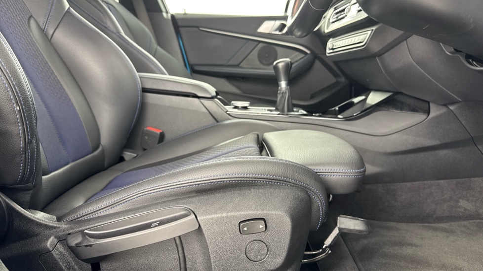BMW 2 Series 218i [136] M Sport 4dr Petrol Saloon - Image 44
