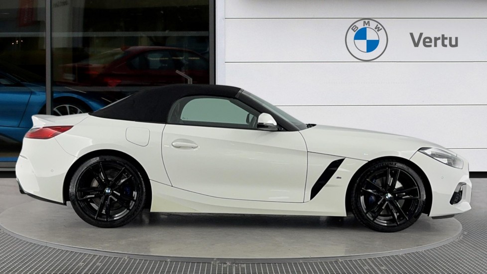 BMW Z4 sDrive 20i M Sport 2dr Auto Petrol Roadster - Image 3