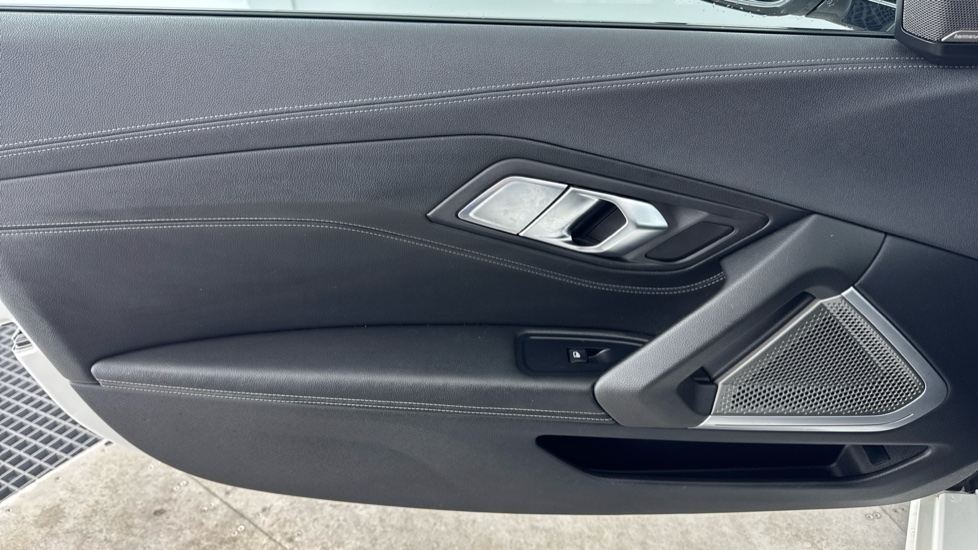 BMW Z4 sDrive 20i M Sport 2dr Auto Petrol Roadster - Image 37
