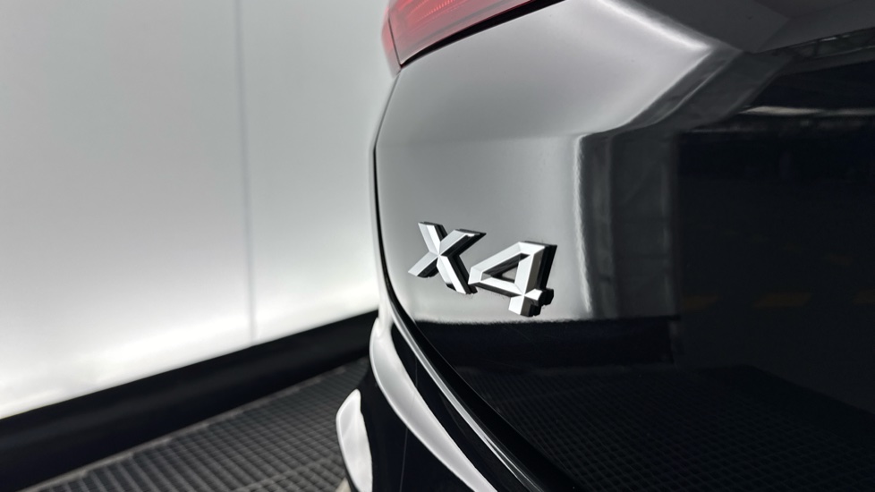 BMW X4 xDrive20d MHT M Sport 5dr Step Auto Diesel Estate - Image 25