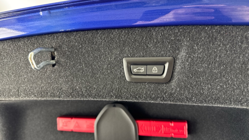 BMW M3 xDrive Competition M 4dr Step Auto Petrol Saloon - Image 27