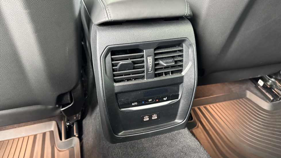 BMW M3 xDrive Competition M 4dr Step Auto Petrol Saloon - Image 40