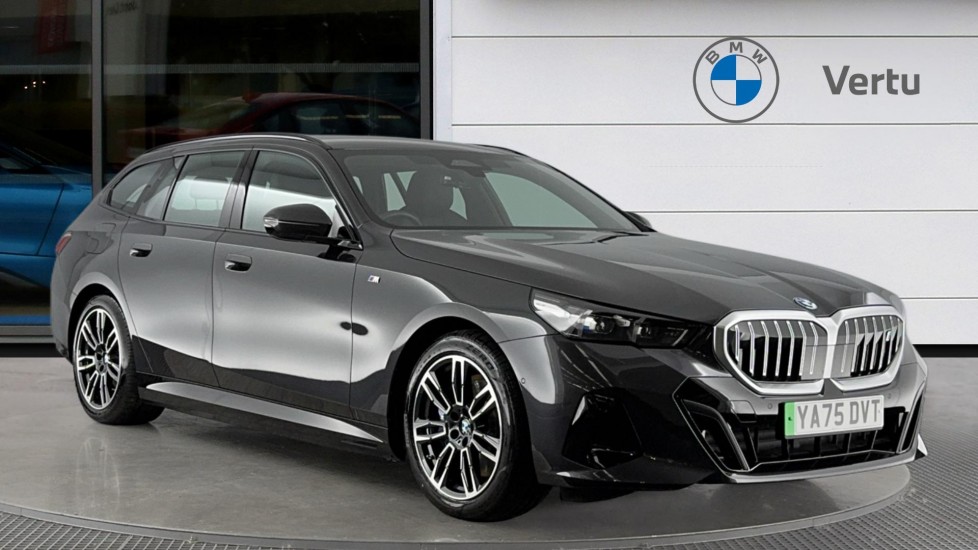 BMW i5 250kW eDrive40 M Sport 84kWh 5dr Auto Electric Estate - Image 1