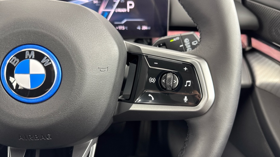 BMW i5 250kW eDrive40 M Sport 84kWh 5dr Auto Electric Estate - Image 18