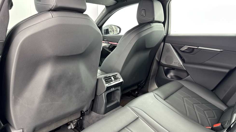 BMW i5 250kW eDrive40 M Sport 84kWh 5dr Auto Electric Estate - Image 39