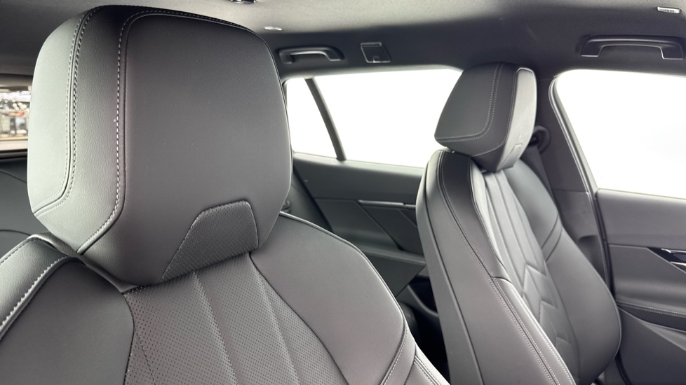 BMW i5 250kW eDrive40 M Sport 84kWh 5dr Auto Electric Estate - Image 49