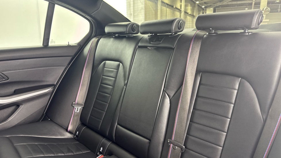 BMW 3 Series 320i M Sport 4dr Step Auto Petrol Saloon - Image 12