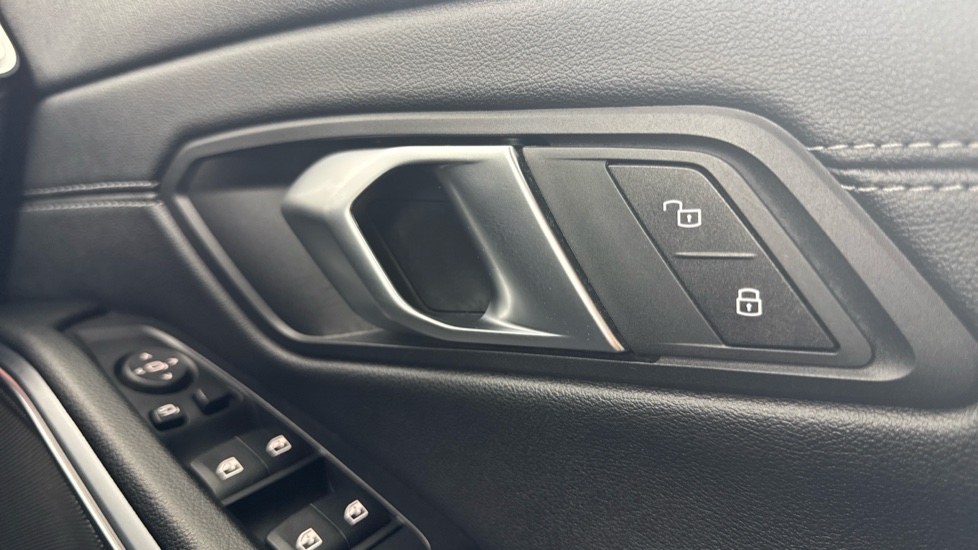 BMW 3 Series 320i M Sport 4dr Step Auto Petrol Saloon - Image 51