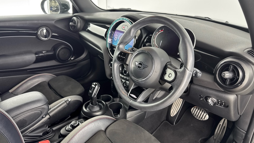 MINI Hatchback 2.0 John Cooper Works Premium 3dr Auto Petrol Hatchback - Image 6