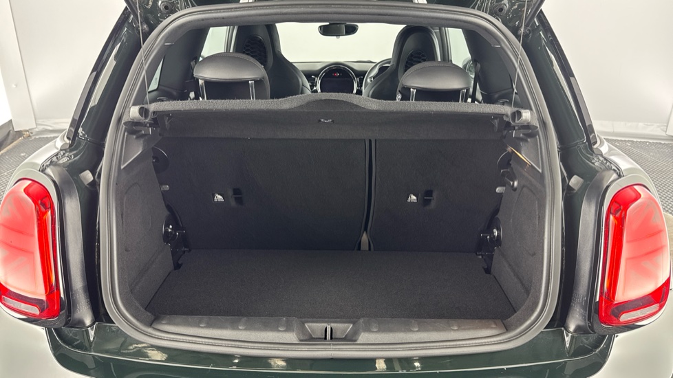 MINI Hatchback 2.0 John Cooper Works Premium 3dr Auto Petrol Hatchback - Image 13
