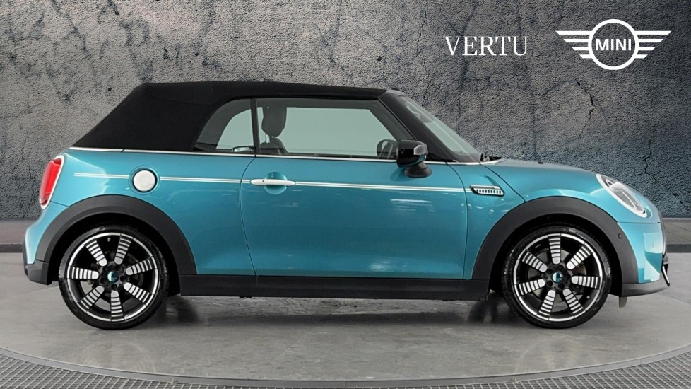 MINI Convertible 2.0 Cooper S Seaside Edition 2dr Auto Petrol Convertible - Image 3