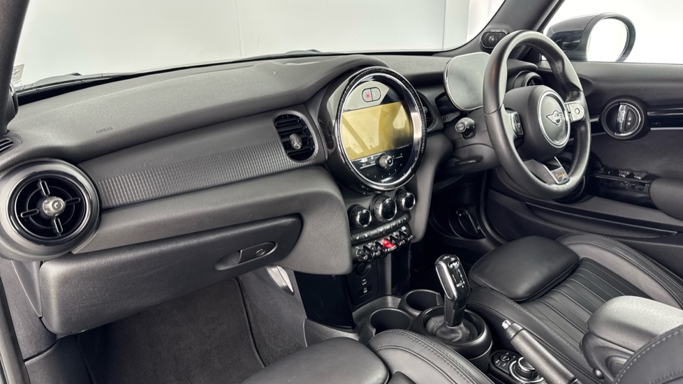 MINI Convertible 2.0 Cooper S Seaside Edition 2dr Auto Petrol Convertible - Image 7