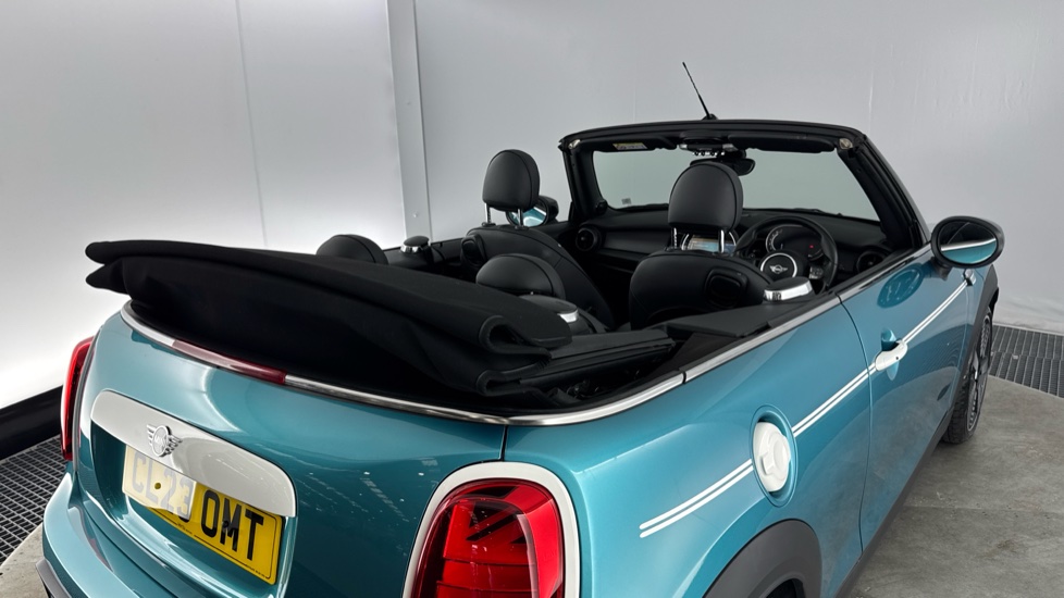 MINI Convertible 2.0 Cooper S Seaside Edition 2dr Auto Petrol Convertible - Image 46