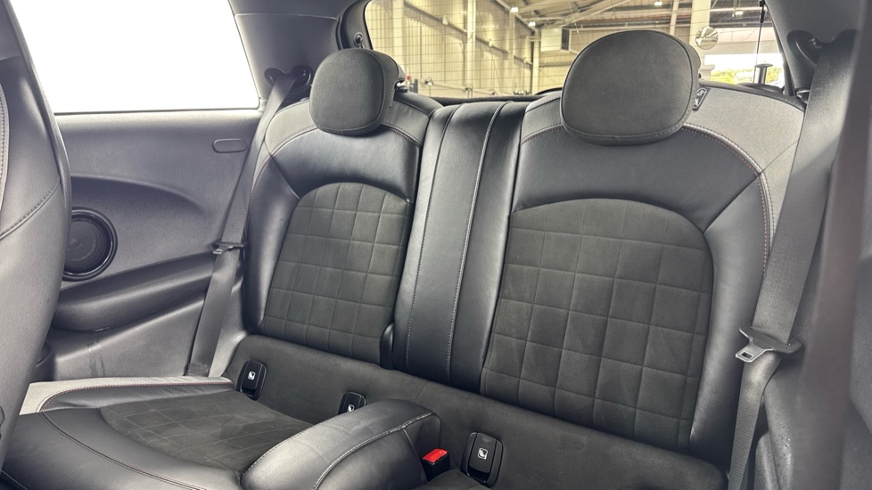 MINI Hatchback 2.0 Cooper S Sport 3dr Auto Petrol Hatchback - Image 12