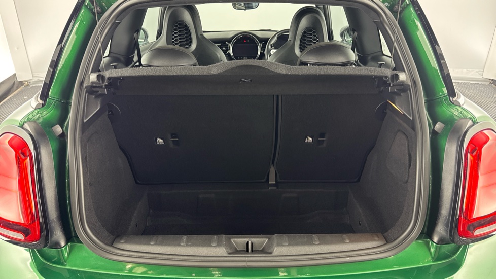MINI Hatchback 2.0 Cooper S Sport 3dr Auto Petrol Hatchback - Image 13