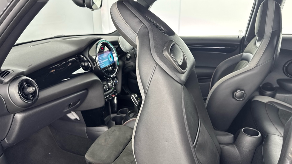 MINI Hatchback 2.0 Cooper S Sport 3dr Auto Petrol Hatchback - Image 35