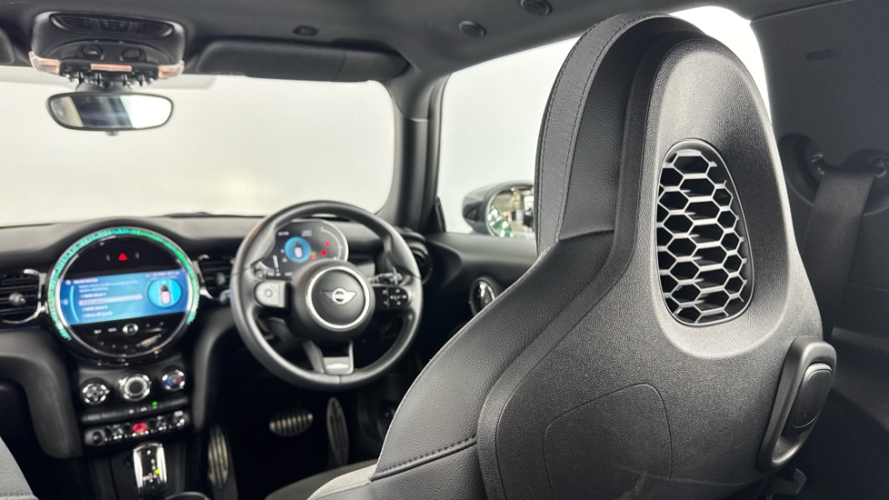 MINI Hatchback 2.0 Cooper S Sport 3dr Auto Petrol Hatchback - Image 37