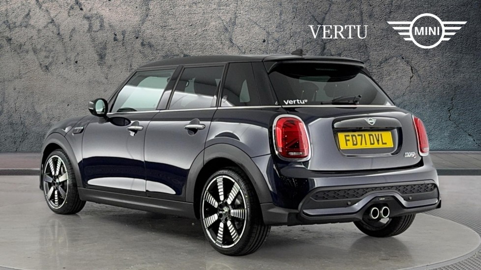 MINI Hatchback 2.0 Cooper S Exclusive 5dr Auto Petrol Hatchback - Image 2