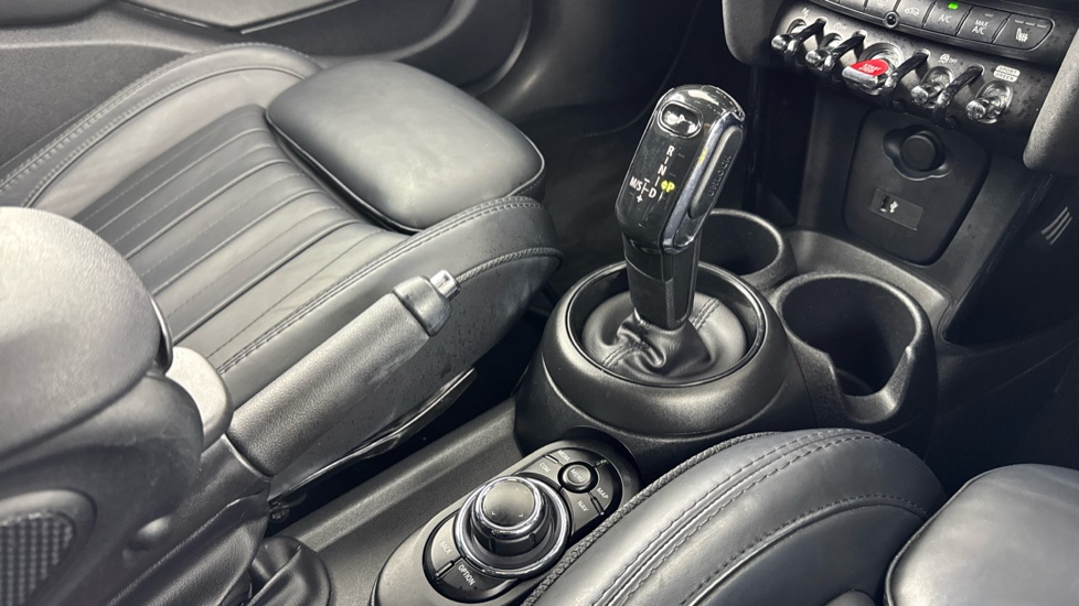 MINI Hatchback 2.0 Cooper S Exclusive 5dr Auto Petrol Hatchback - Image 10