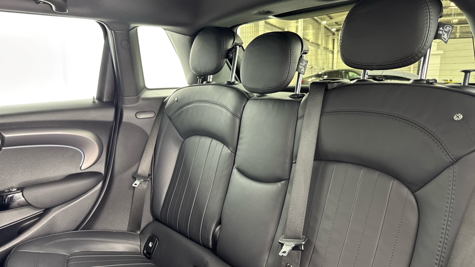 MINI Hatchback 2.0 Cooper S Exclusive 5dr Auto Petrol Hatchback - Image 12