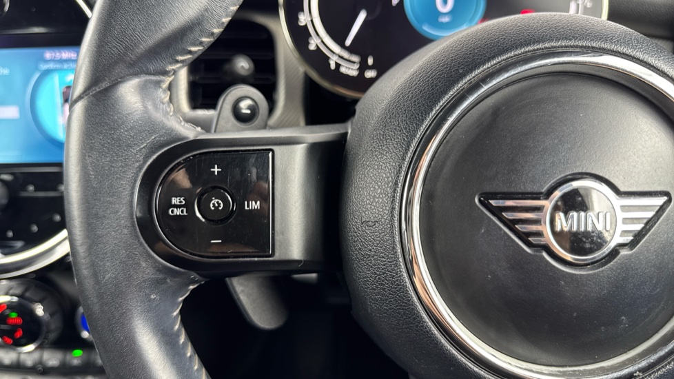 MINI Hatchback 2.0 Cooper S Exclusive 5dr Auto Petrol Hatchback - Image 17