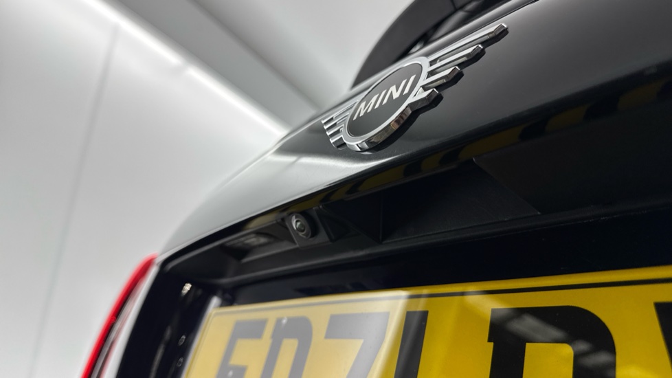 MINI Hatchback 2.0 Cooper S Exclusive 5dr Auto Petrol Hatchback - Image 25