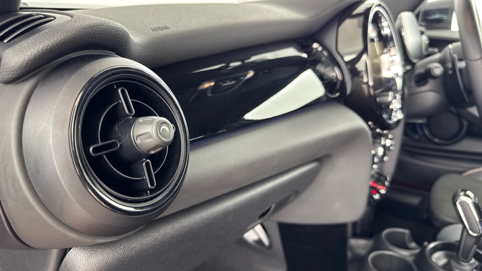MINI Hatchback 2.0 Cooper S Sport 3dr Auto Petrol Hatchback - Image 34