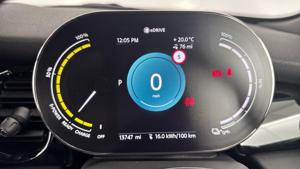 MINI Hatchback 135kW Cooper S Level 2 33kWh 3dr Auto Electric Hatchback - Image 9