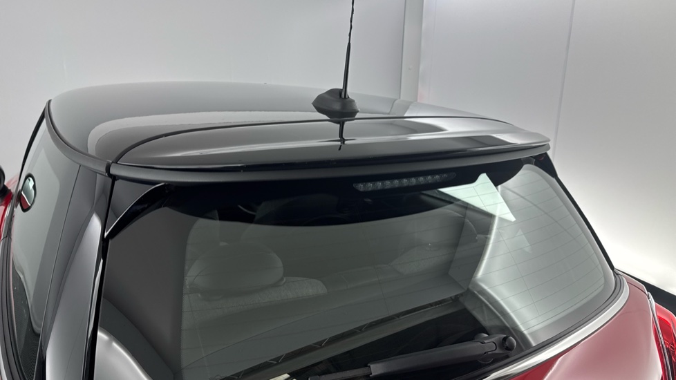 MINI Hatchback 135kW Cooper S Level 2 33kWh 3dr Auto Electric Hatchback - Image 27