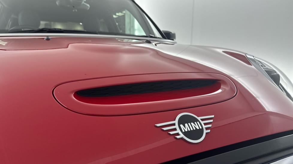 MINI Hatchback 135kW Cooper S Level 2 33kWh 3dr Auto Electric Hatchback - Image 33
