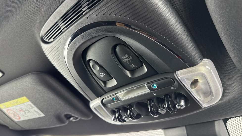MINI Hatchback 135kW Cooper S Level 2 33kWh 3dr Auto Electric Hatchback - Image 50