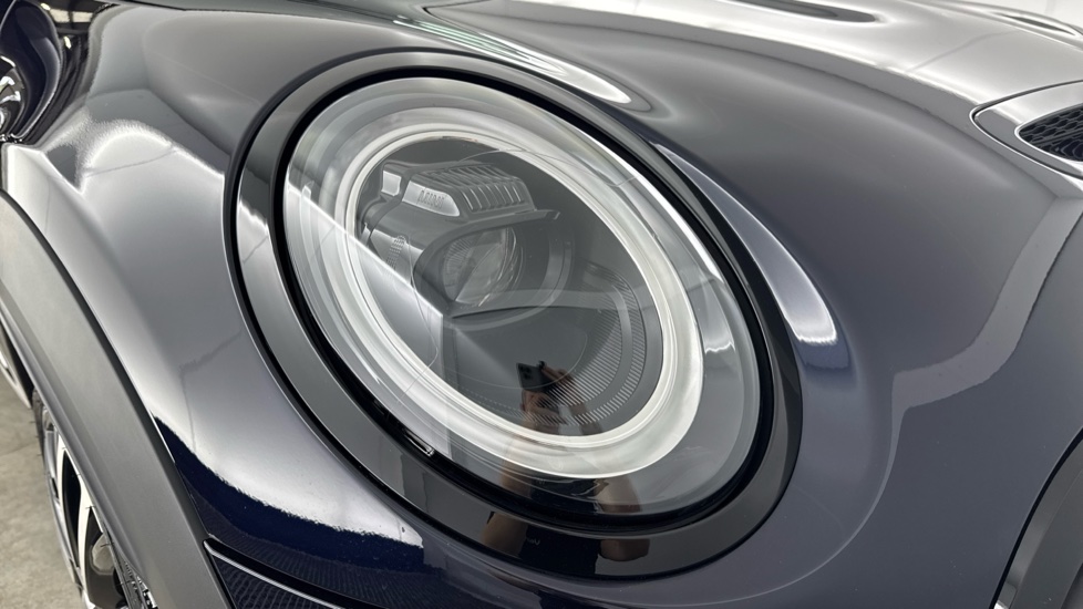 MINI Hatchback 2.0 John Cooper Works Premium 3dr Auto Petrol Hatchback - Image 23