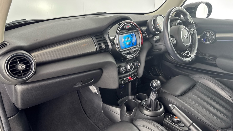 MINI Hatchback 1.5 Cooper Exclusive II 3dr Petrol Hatchback - Image 7