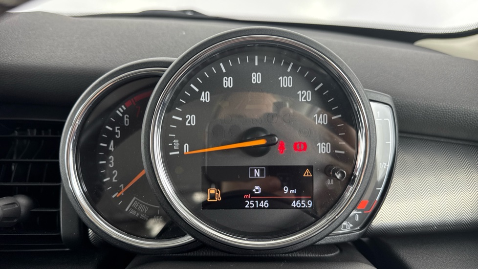MINI Hatchback 1.5 Cooper Exclusive II 3dr Petrol Hatchback - Image 9
