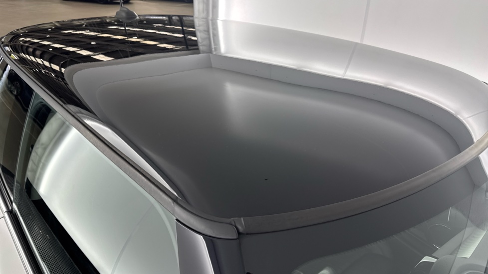 MINI Hatchback 1.5 Cooper Exclusive II 3dr Petrol Hatchback - Image 21