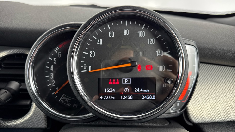 MINI Hatchback 1.5 Cooper Exclusive 5dr Auto [Comfort Pack] Petrol Hatchback - Image 9