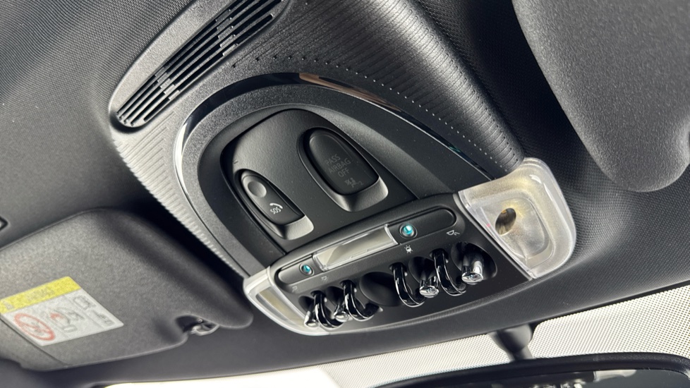 MINI Hatchback 1.5 Cooper Exclusive 5dr Auto [Comfort Pack] Petrol Hatchback - Image 47