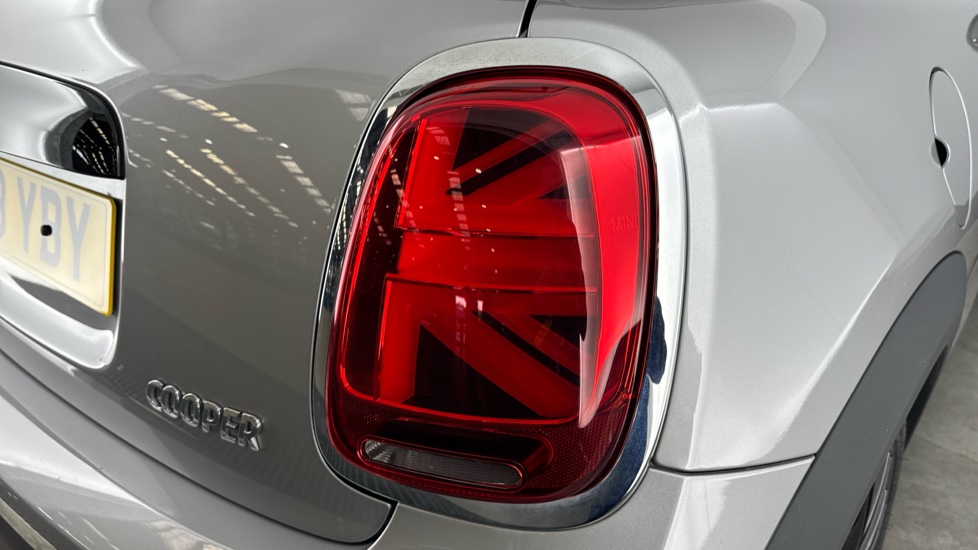 MINI Hatchback 1.5 Cooper Exclusive Premium Plus 3dr Auto Petrol Hatchback - Image 22
