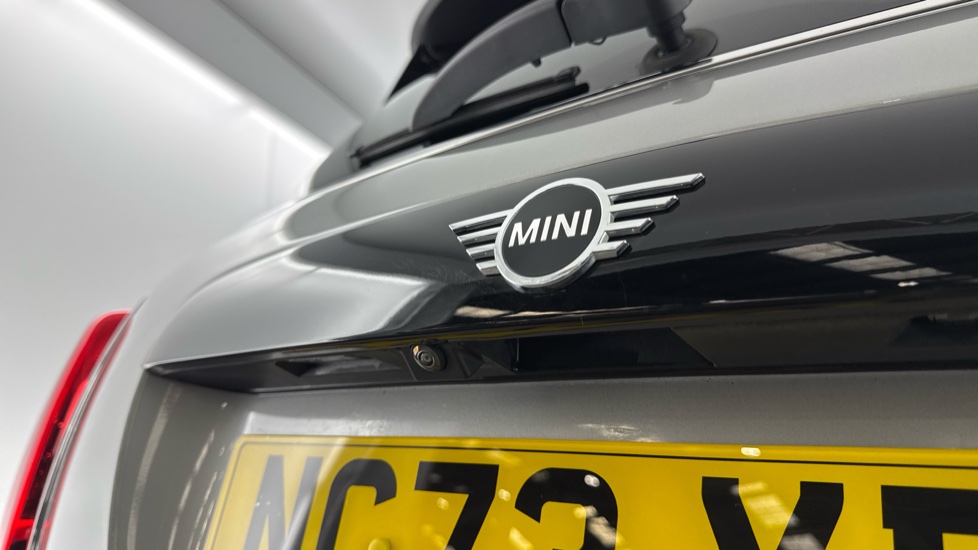 MINI Hatchback 1.5 Cooper Exclusive Premium Plus 3dr Auto Petrol Hatchback - Image 24